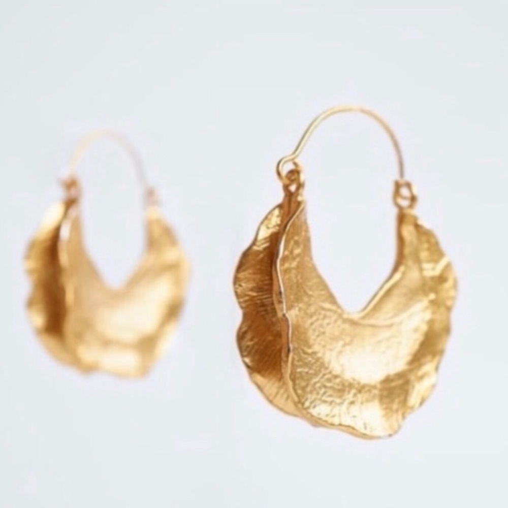 ✨3for$38 New Zara Textured Metal Crescent Gold Hoop Earrings - Picture 7 of 14